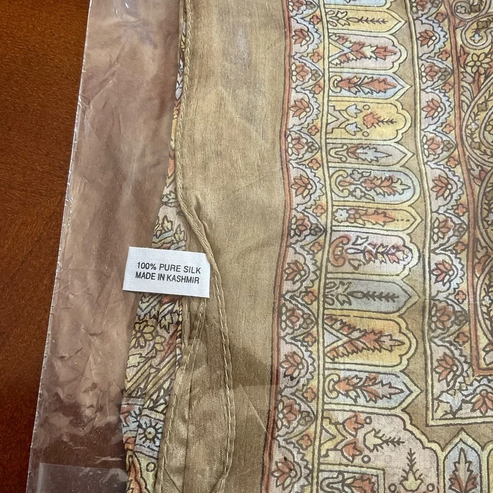 PRINCE SILKS 100% Silk Scarf - Made in Kashmir Gorgeous Fall Colors 40 x 40” NWT